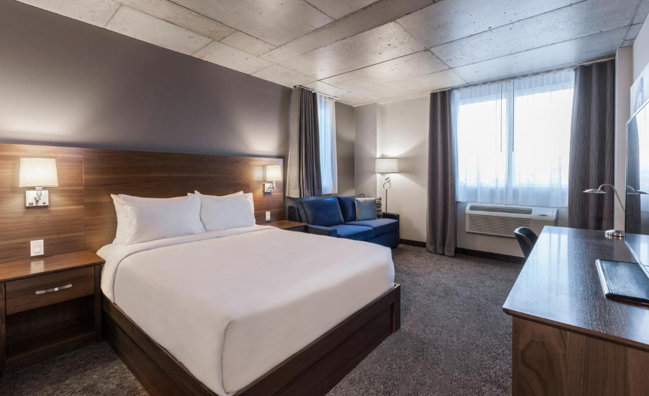 Imperia Hotel Et Suites Бушервиль Экстерьер фото
